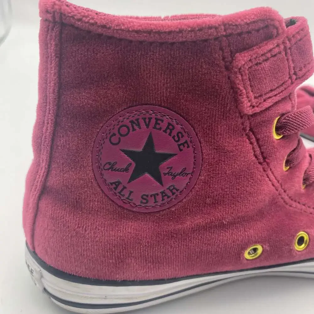 Converse Chuck Taylor Sneakers in Maroon Faux Suede, Size 3 US for Youth